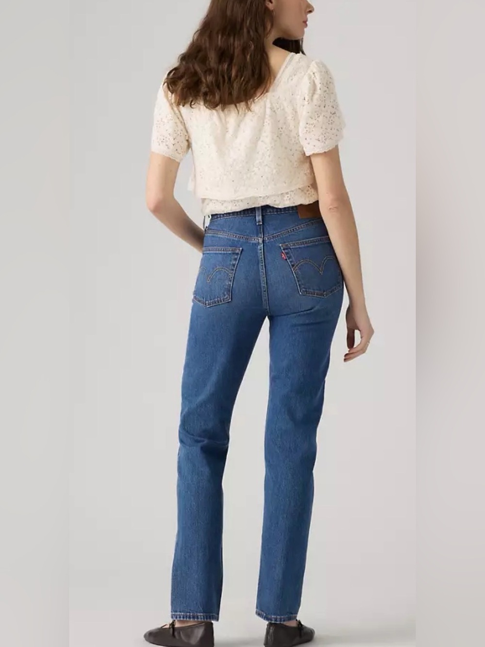 Levi's Women’s 501 Straight Leg Denim Jeans in Medium Blue Wash 26x32 NWT